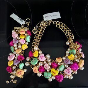 Betsey Johnson Statement Necklace & Bracelet Set Valentine Hearts Candy NWT